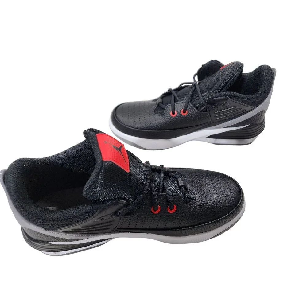 Air Jordan Max Aura 5 Sz‎ 7Y Basketball Shoes DZ4352-061 Black White Red